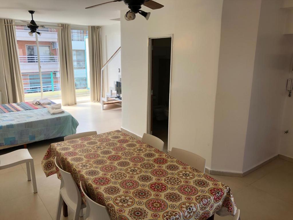 Roosevelt Apartment บัวโนสไอเรส ภายนอก รูปภาพ